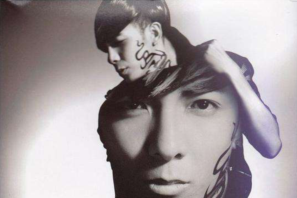 ">《crazy pang》是 a target="_blank" href="/item/郑建鹏/4408711"