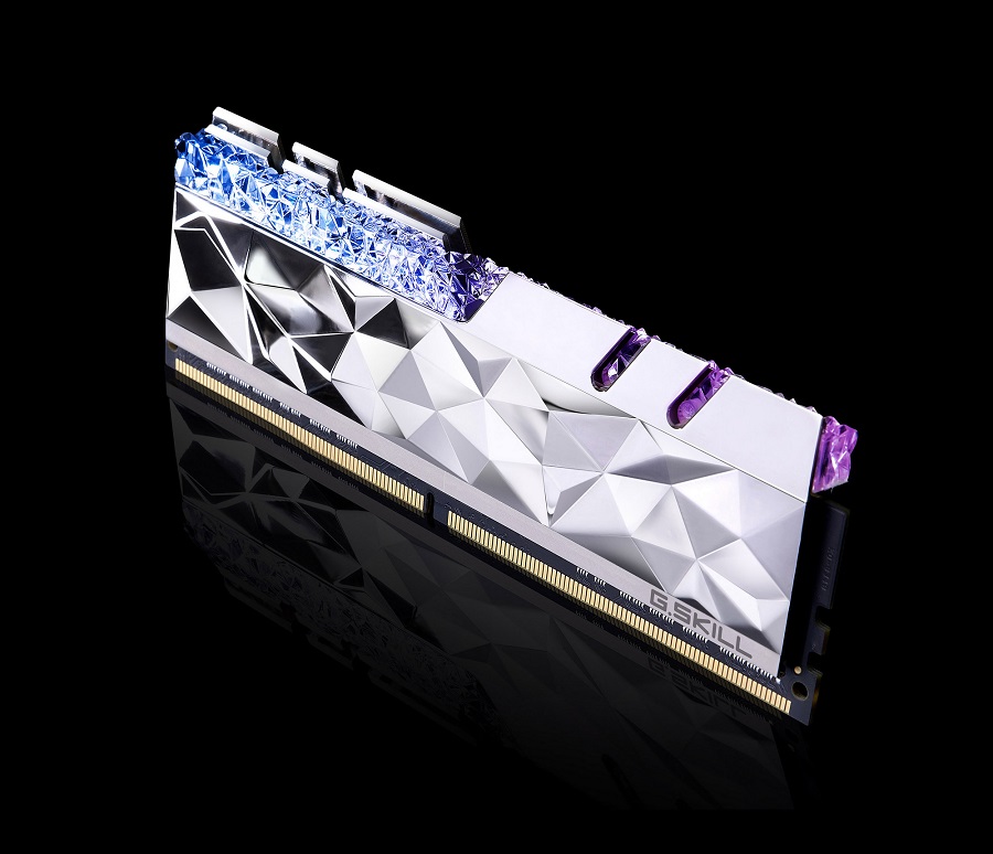 最高級】Trident Z Royal 