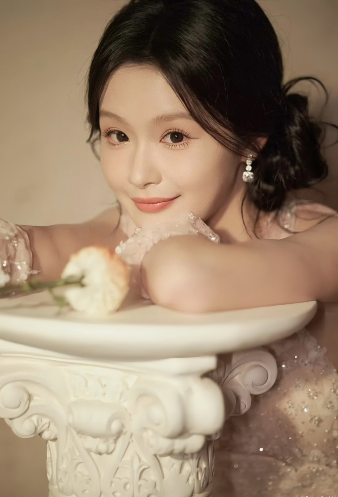 余茵（中国内地女演员）_百度百科