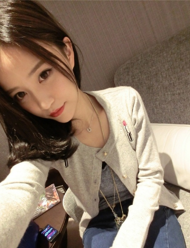  p>朱宸慧,昵称 a target="_blank" href="/item/雪梨/53928453" data