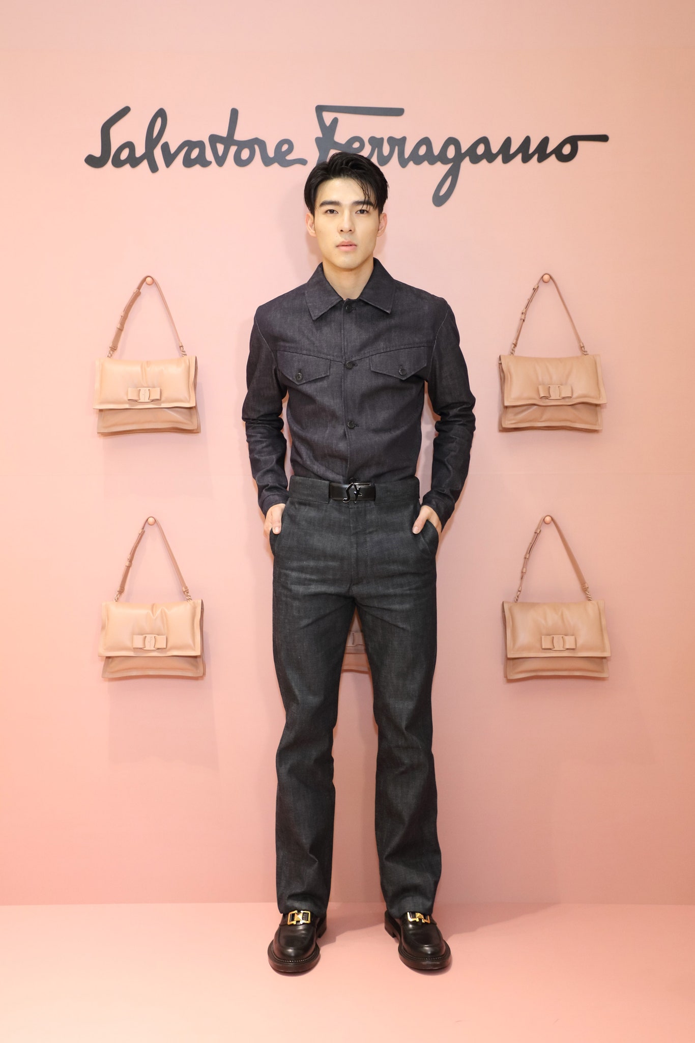  p>陈昊森,原名陈世承,1996年8月2日出生于台湾省,中国台湾影视男演员