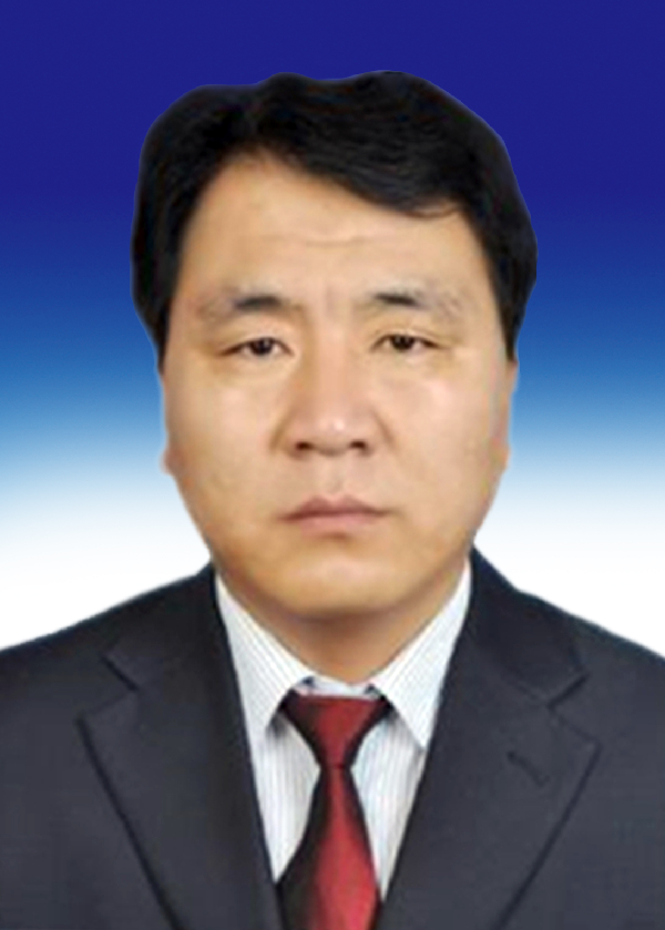  p>卢军,现任新疆克孜勒苏柯尔克孜自治州乌恰县农业