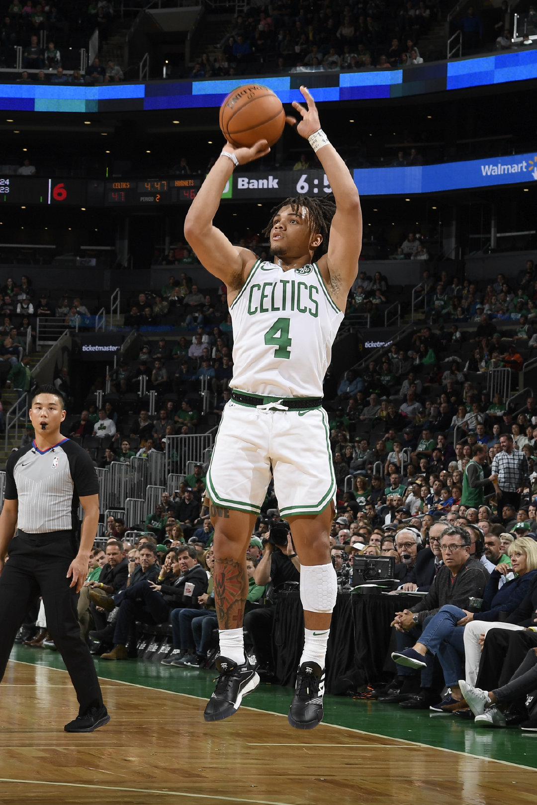  p>卡森·爱德华兹(carsen edwards),1998年3月12日出生于美国