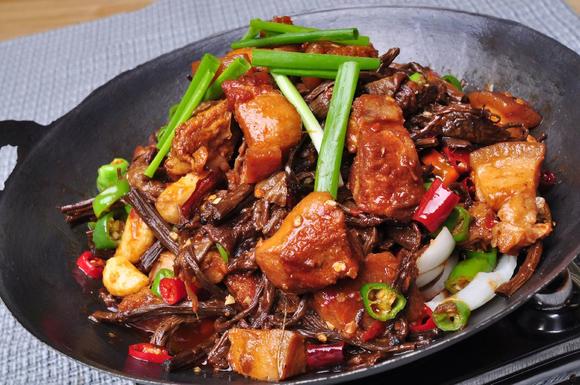 酱香干锅肉