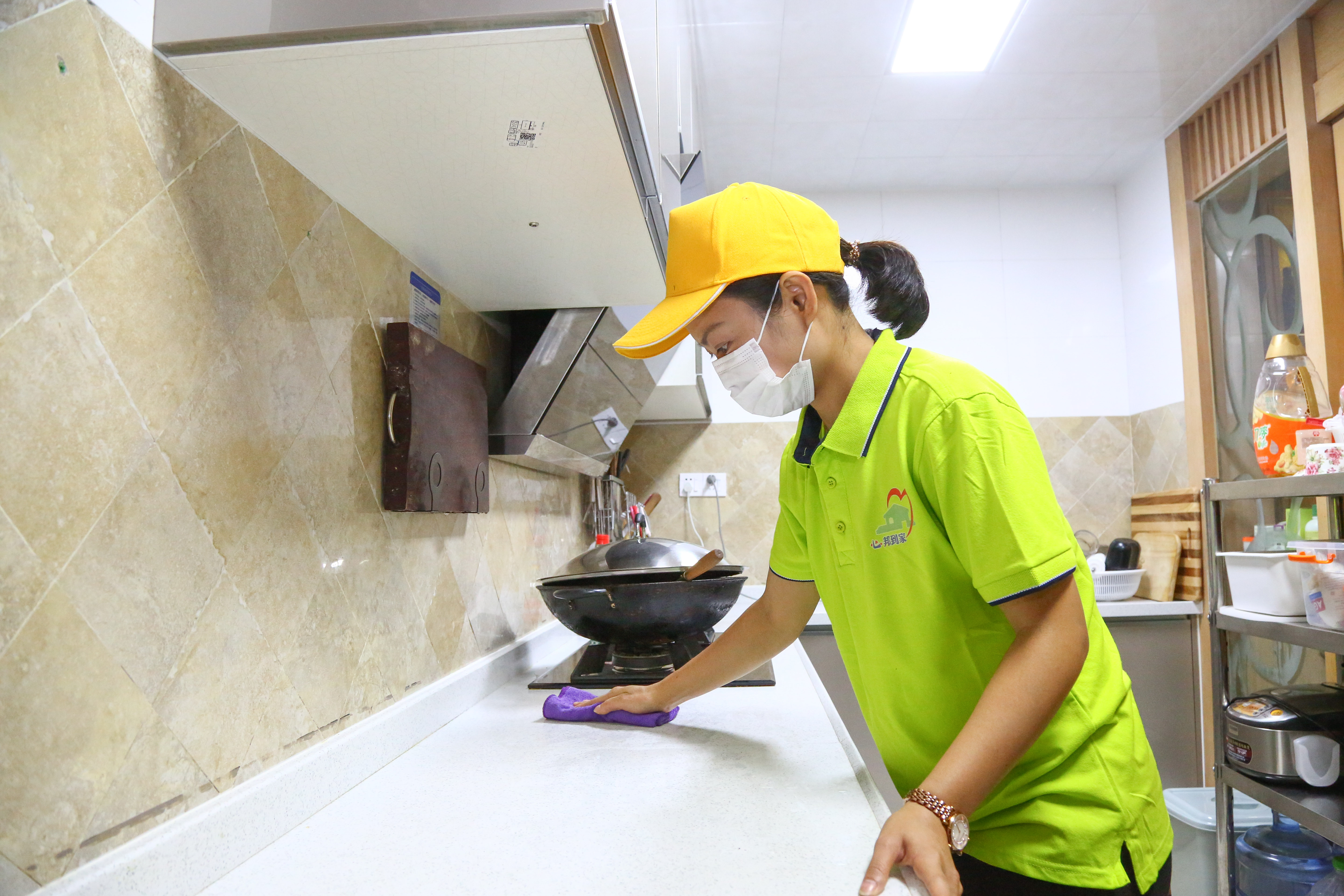  p>东莞市心邦到家家政服务有限公司是一家互联网到家服务创新型企业