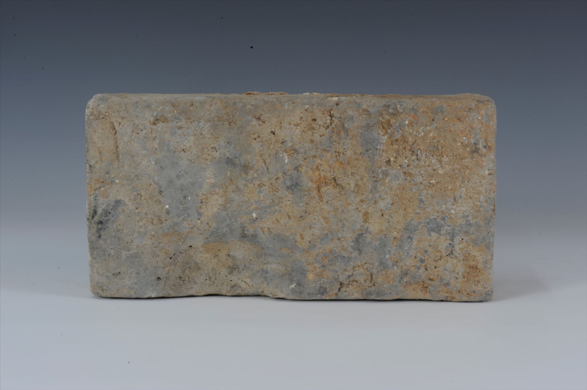 宋代灰陶彩绘浮雕花卉纹砖