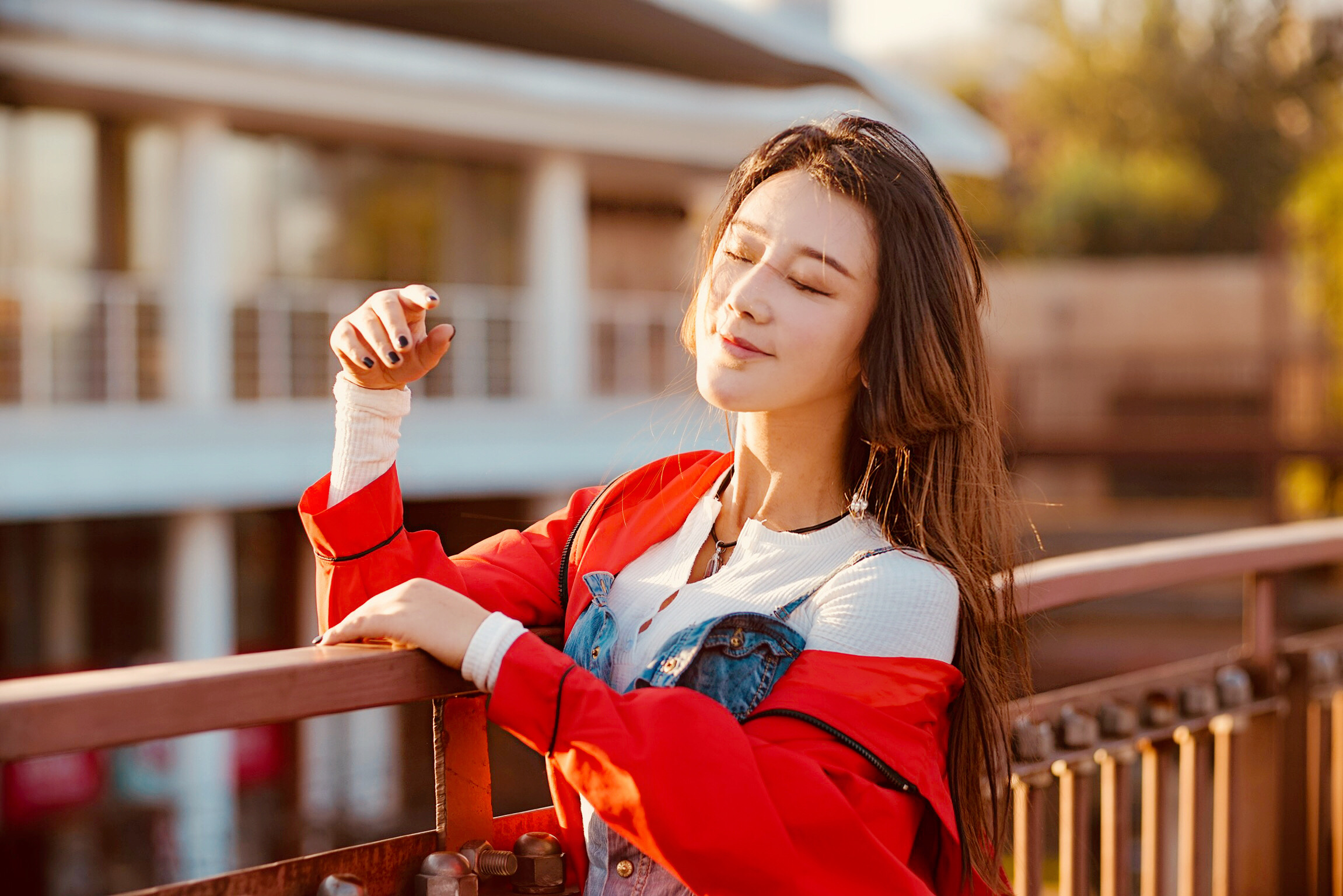  p>侍宣如,中国内地女演员,歌手.