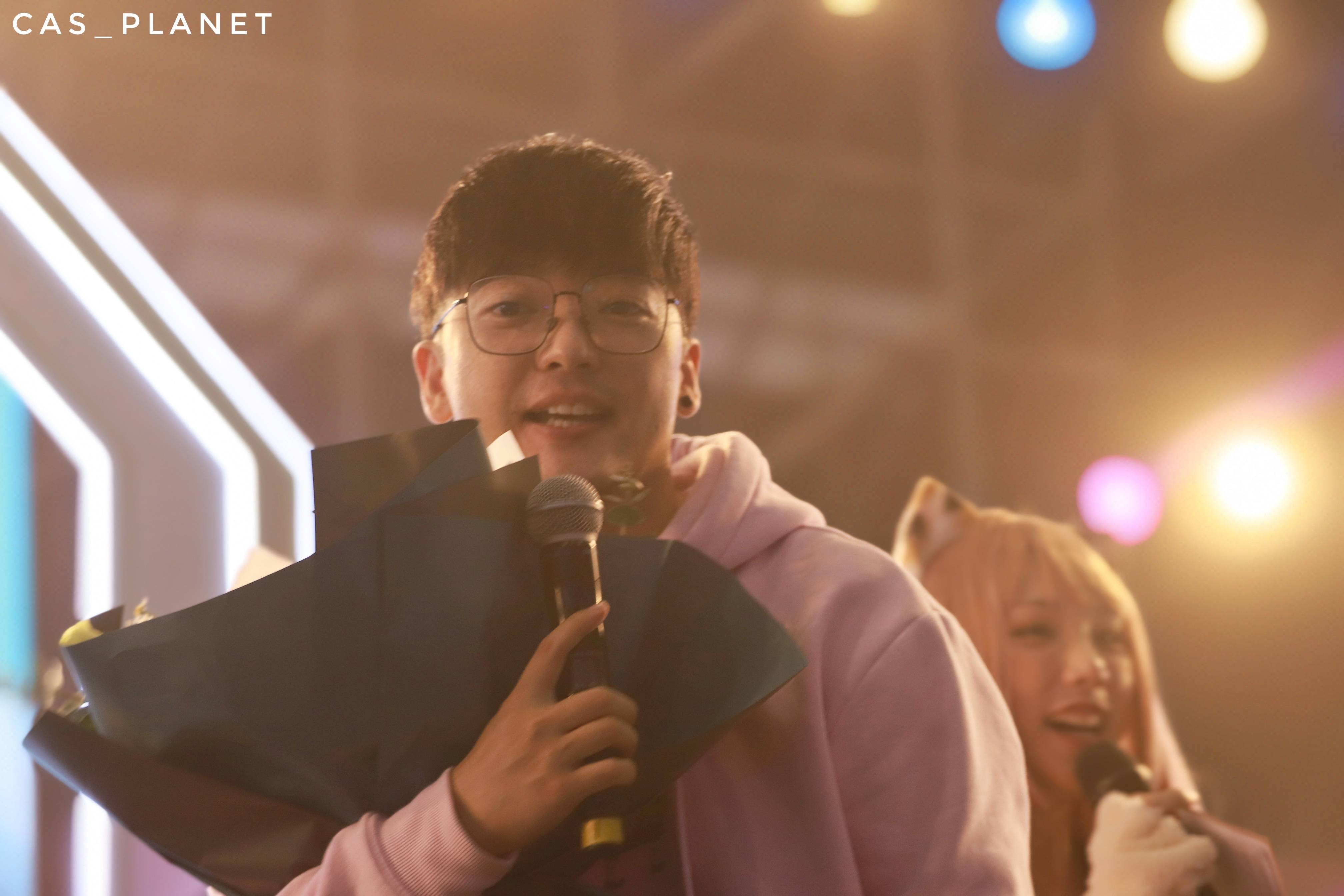  p data-id="gm3itycr2q">凌飞,中国内地配音演员.