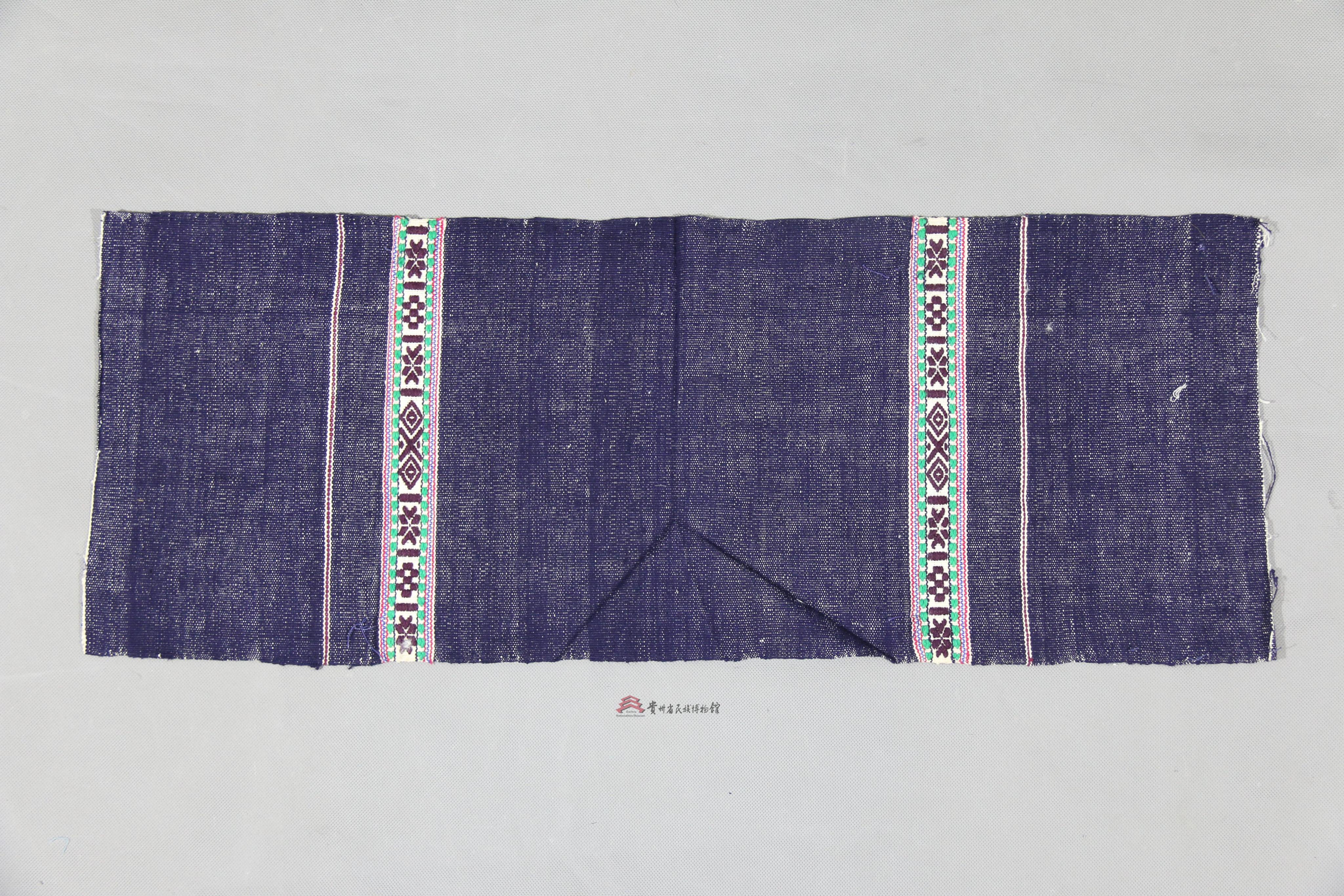 当代松桃苗族织锦布