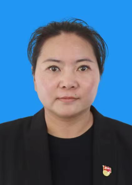 女,现任西藏自治区昌都市类乌齐县委副书记,县人民政府县长