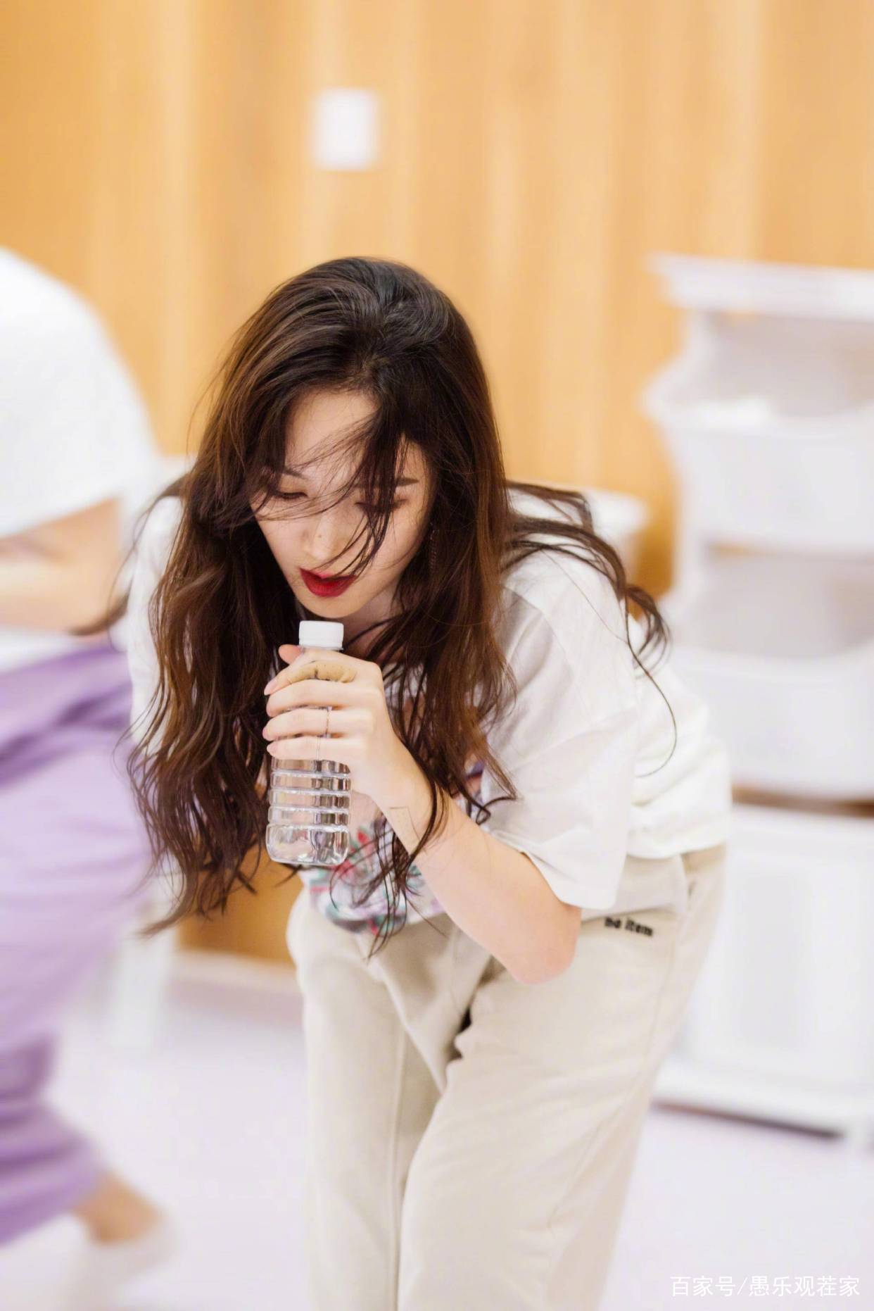 孟佳喜爱度倒第一，《浪姐》剧本太明显，她注定止步三公待复活_百科TA说