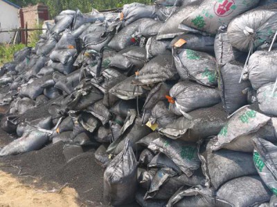 6月18日,本应从内蒙古运往贵州的近80吨含汞危险废物——废氯化汞触媒