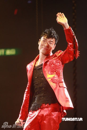  p>许志安,1967年8月12日生于香港,祖籍广东省广州市番禺区,中国香港