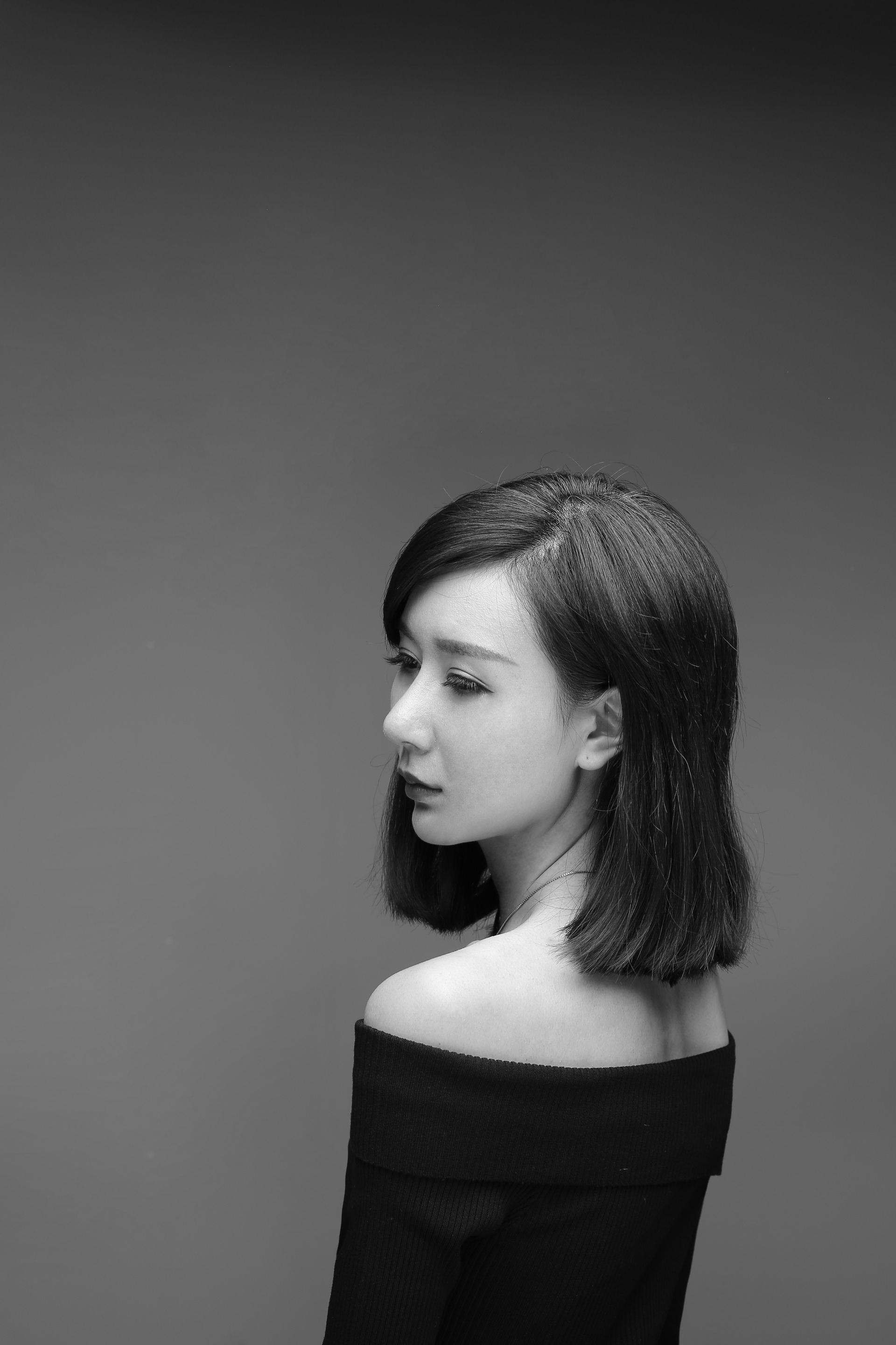  p>王茜麟, span class="ref" data-ctrid="hfmqdre">女 /span> span