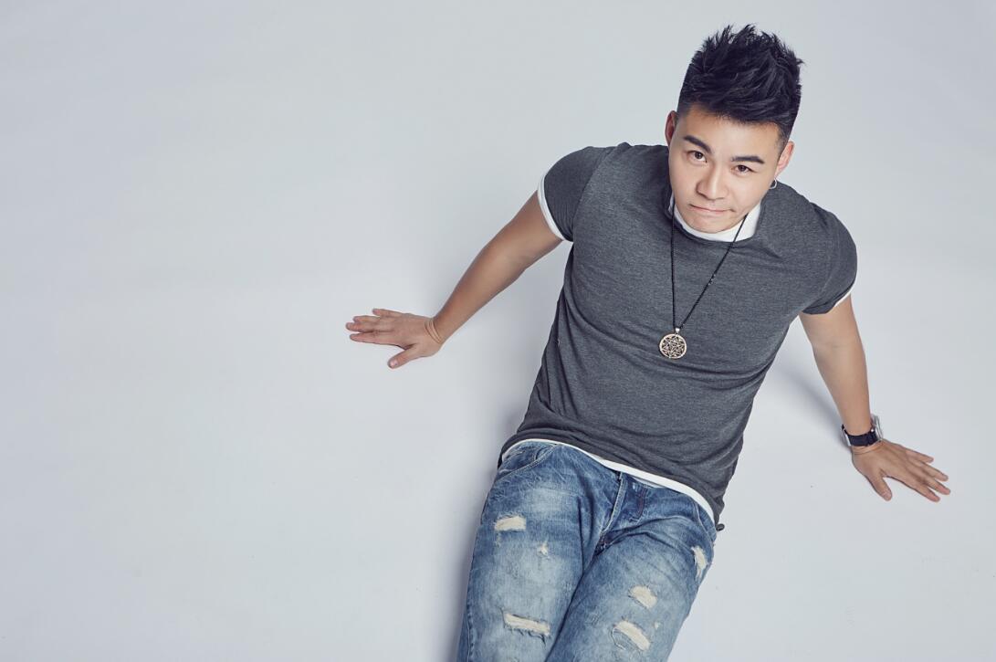  p>王冠淇(david king),原名王笑,1981年8月9日