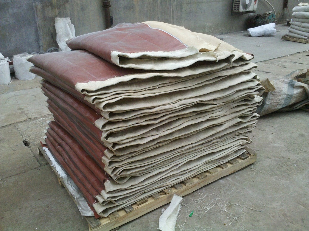 织物蒙皮又叫脱硫圈带,非金属织物圈带等名称,主要有多层软质材料制造