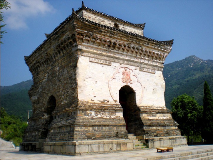  p>黄梅四祖寺位于 a target="_blank" href="/item/黄梅县">黄梅县 