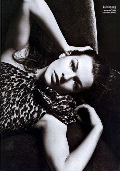 米拉·乔沃维奇