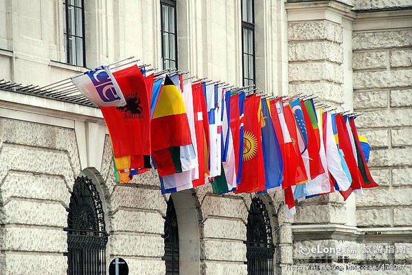  p>维也纳(德语:wien;英语:vienna),位于 a href="#">多瑙河 /a>畔,是