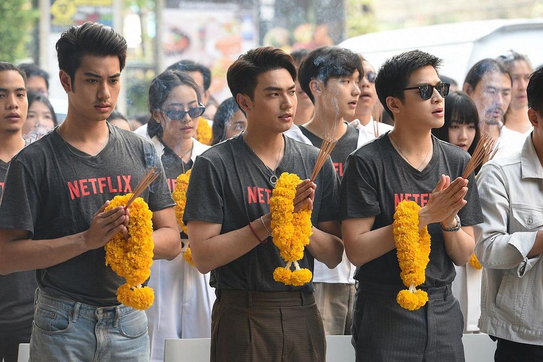  p>抔米提·米弯投瓦兰(oab),1994年8月2日出生于泰国曼谷,泰国男演员