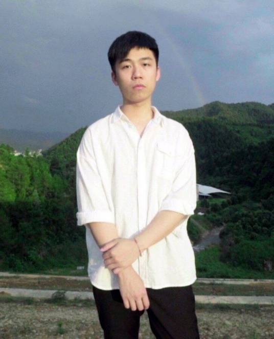 阿龙（九连真人主唱兼吉他手）_百度百科