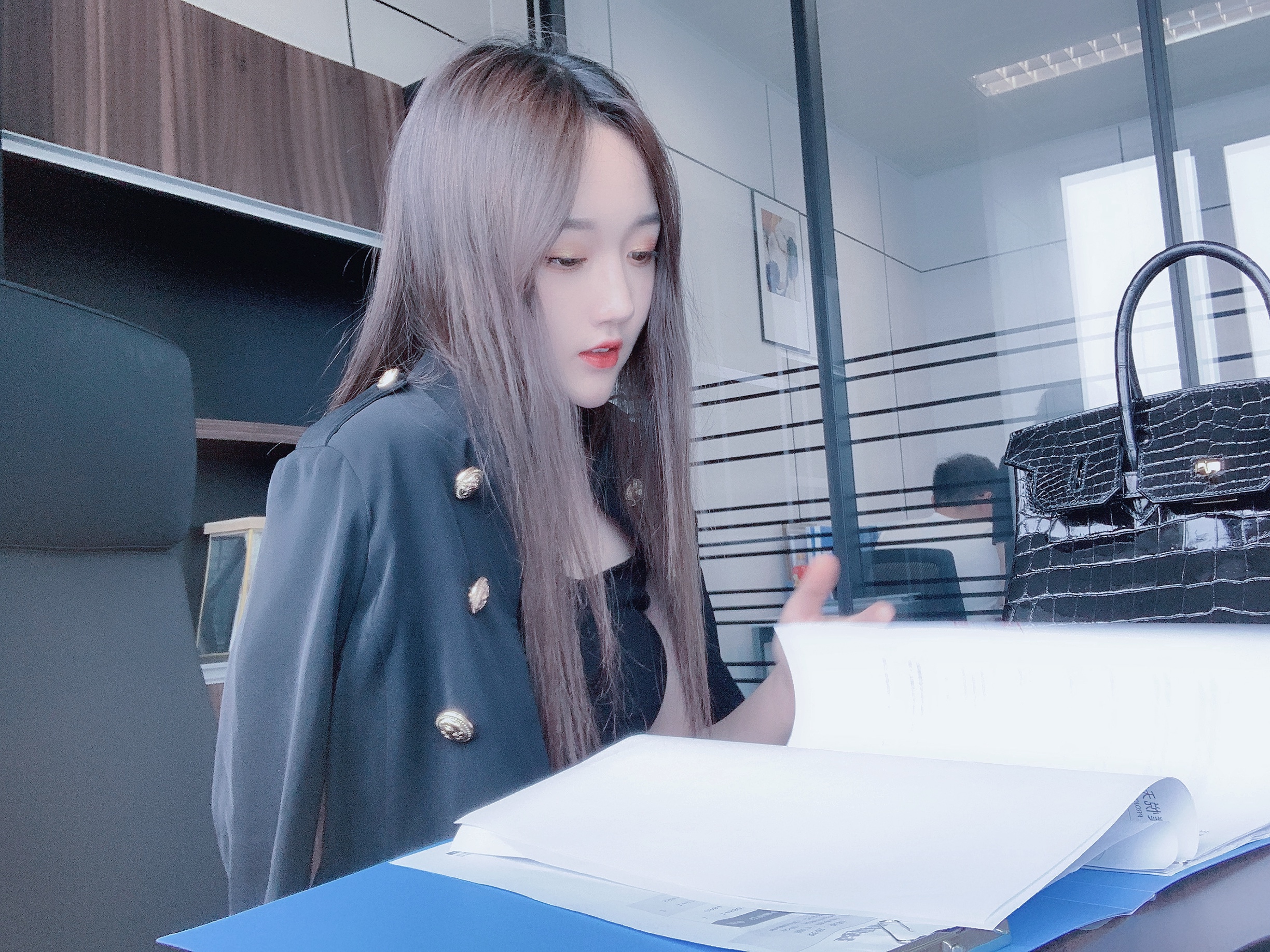 sup>,女 sup data-ctrid="171b4h4n">1 /sup>,直播平台:快手直播 sup