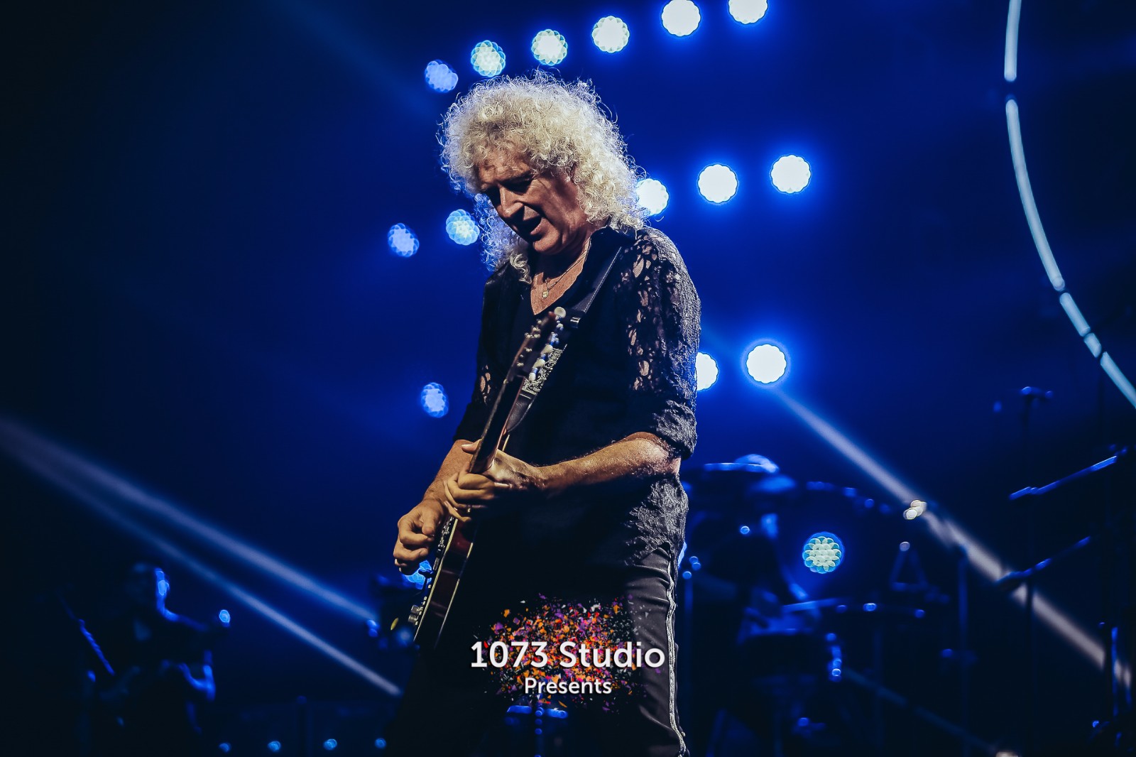  p>皇后乐队 i>(queen) /i>,英国摇滚乐队,1971年在英国伦敦成立,由 a