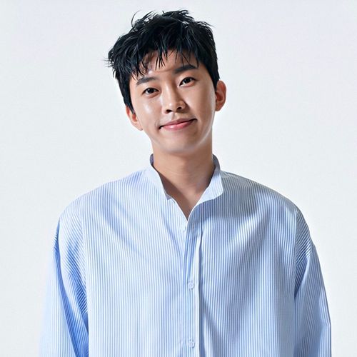  p>林英雄(         ),1991年6月16日出生于韩国京畿道抱川市,毕业于