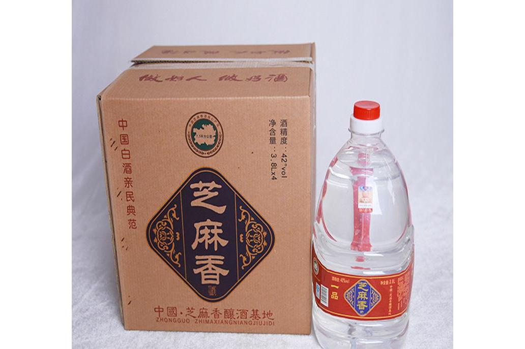  p data-id="gnx8c9mb1u">芝麻香型白酒是中国成立后两大创新香型之一