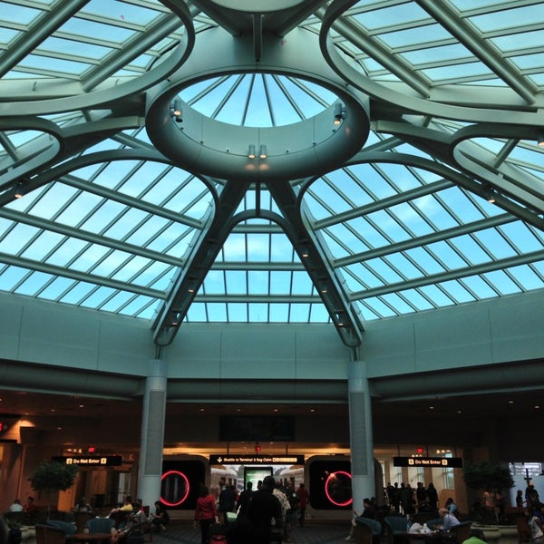 奥兰多国际机场