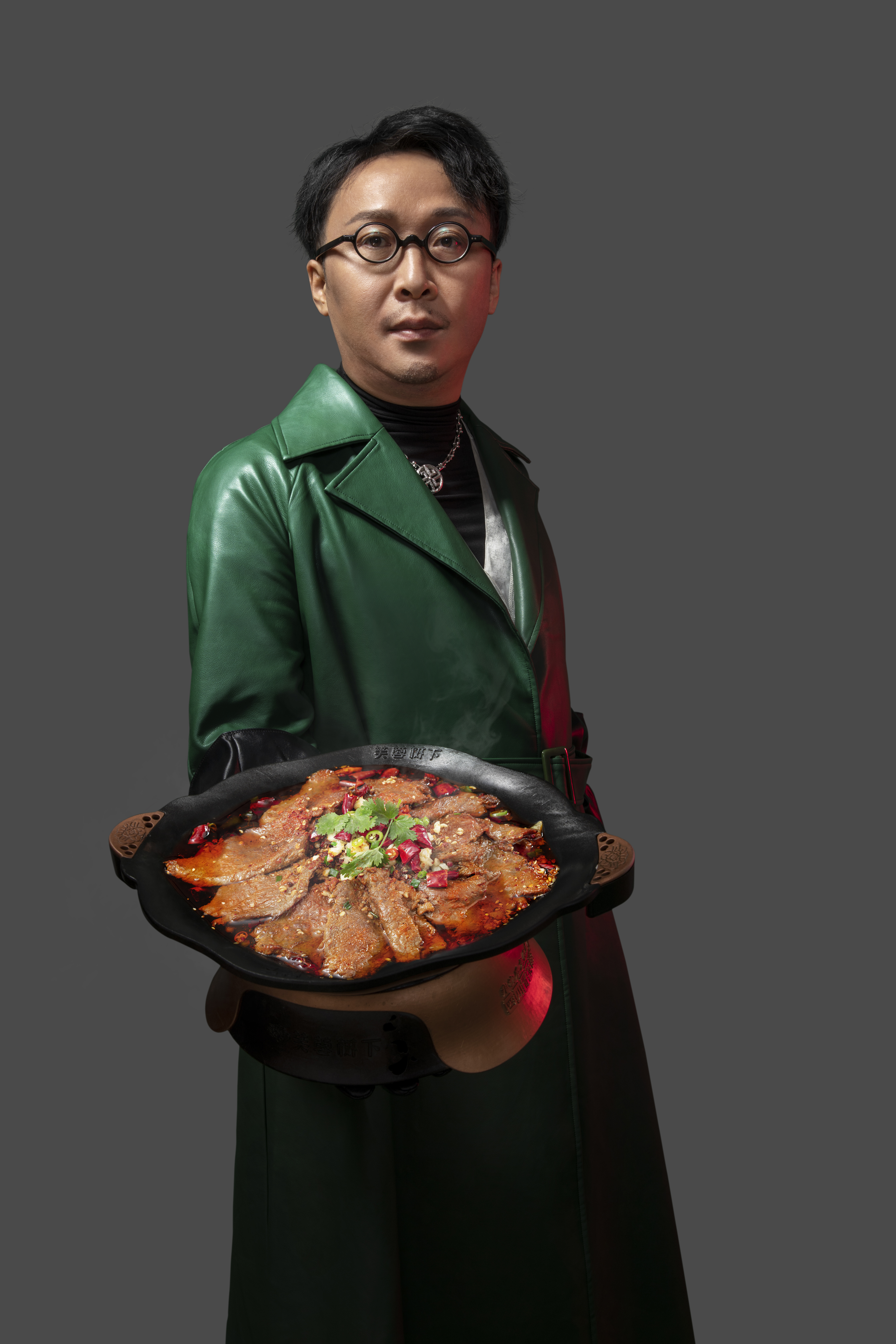ref" data-ctrid="2d4q1om8yjd">贾国金,男,非遗四川冒菜第四代传承人