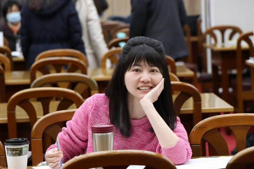  p data-id="gnbr03rksy">高嘉瑜,女,汉族,1980年10月17日出生,台湾省