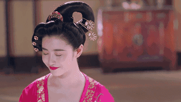 晚晚：靠包装自己完成阶层跨越，从网红跻身成名媛贵妇_百科TA说