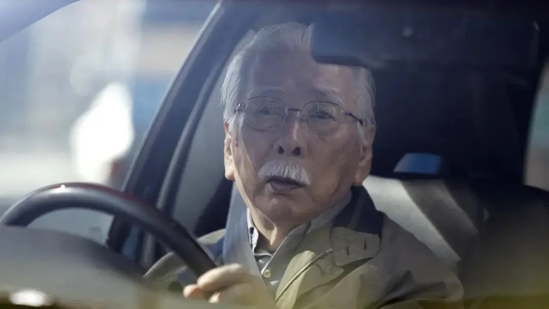 银发上班族，退休后再回职场谋生_百科TA说