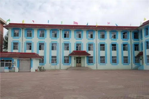 原平市英才中学