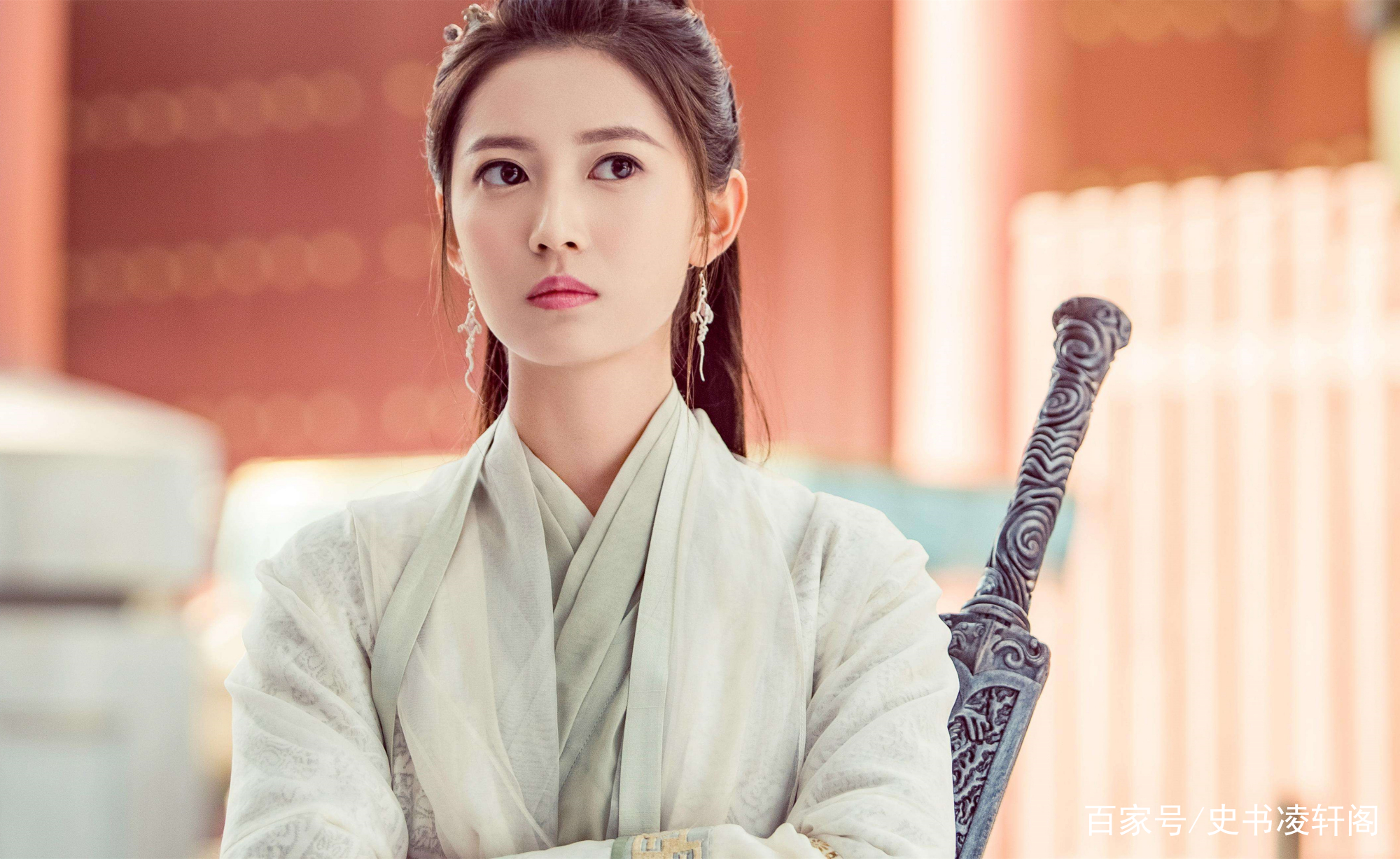 灭绝师太如果没有倚天剑，武功是什么水平，她真的打不赢庄铮？_百科TA说