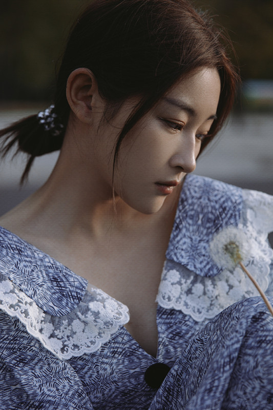 姜嫄,1995年1月22日出生于北京市,毕业于中央戏剧学院,中国内地女演员