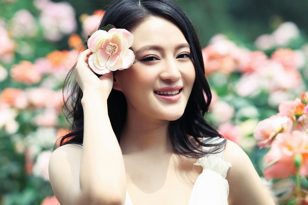 bo2t7c">刘凯菲,1986年7月14日出生于山东省青岛市,中国内地女演员