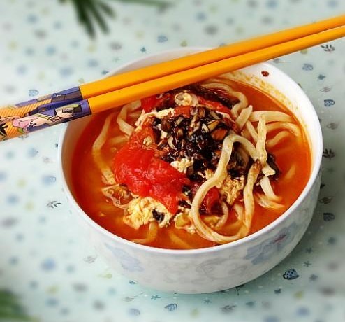 西红柿汤凉面