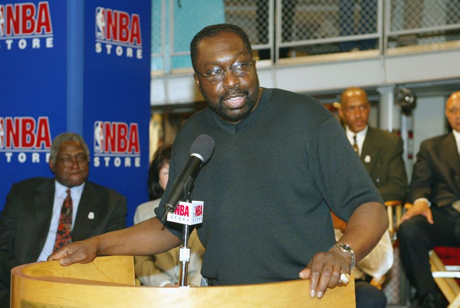  p>厄尔·门罗(earl monroe),1944年11月21日出生于美国 a href="#">