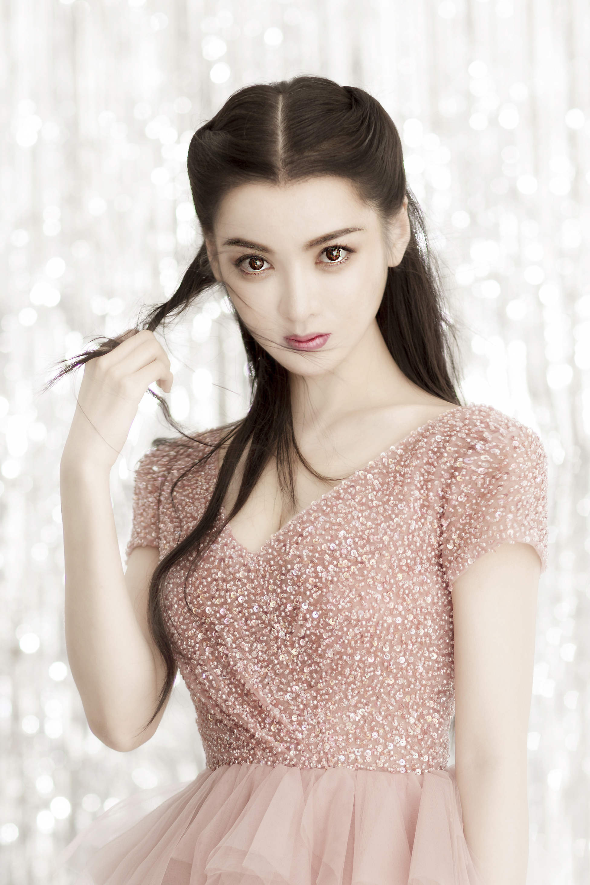  p data-id="gnz1kzqx29">常乐,女,6月28日生,中国大陆新生代女演员