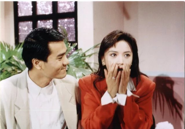 无线电视台 /a>播映的单元剧《镇金女人周记》第二辑,由郭蔼明主持