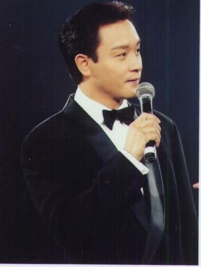  p>张国荣(1956年9月12日-2003年4月1日),出生于香港,中国香港男歌手