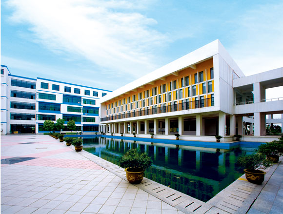 南京大学航空航天大学金城学院