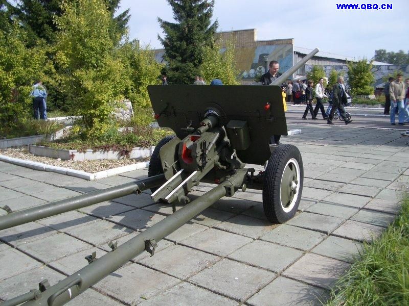  p>前苏联陆军57mmzis-2m1941年型反坦克炮("m"代表的意思是"型号")
