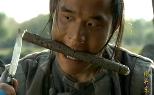 2003年话剧《 a target="_blank" href="/item/眉间尺/15956076" data