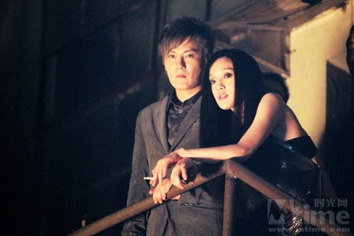 ">区雪儿 /a>执导, a target="_blank" href="/item/周迅/10076" data