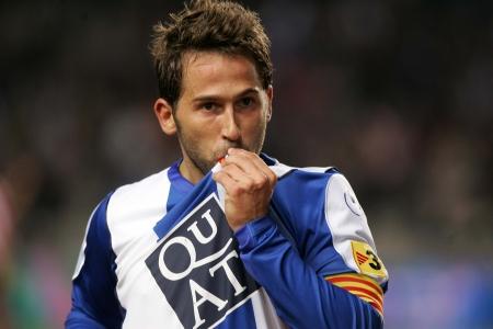  p>劳尔·塔穆多,1977年10月19日出生于西班牙,西班牙足球运动员,场