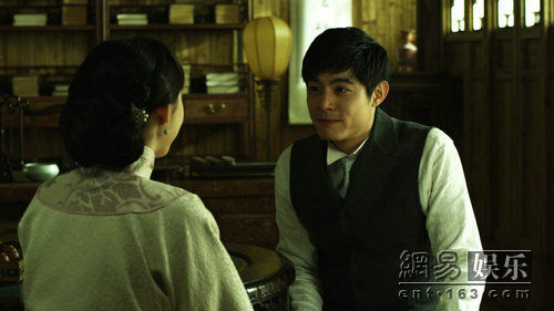  p> a>《百年情书》 /a>是方金影视 ,金日生辉文化传媒联合出品的一部