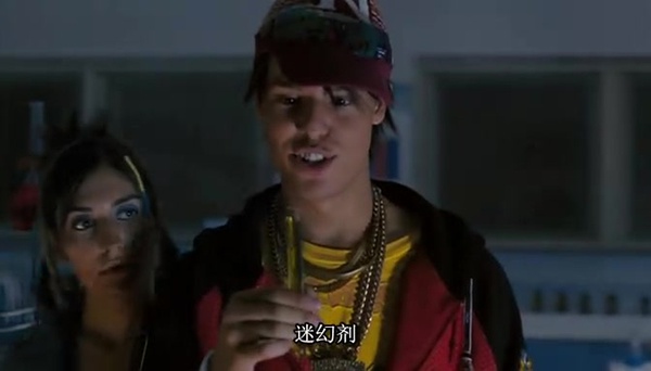  p>《活死人归来5》(return of the living dead: rave to the grave)